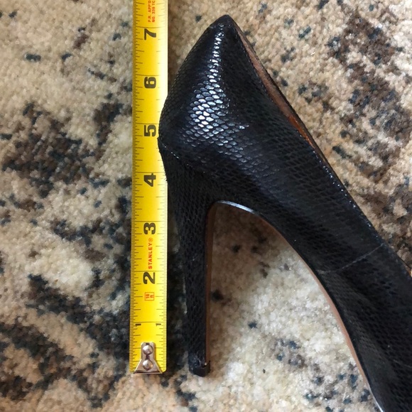 BCBGeneration Black Platform Heels - Picture 5 of 7